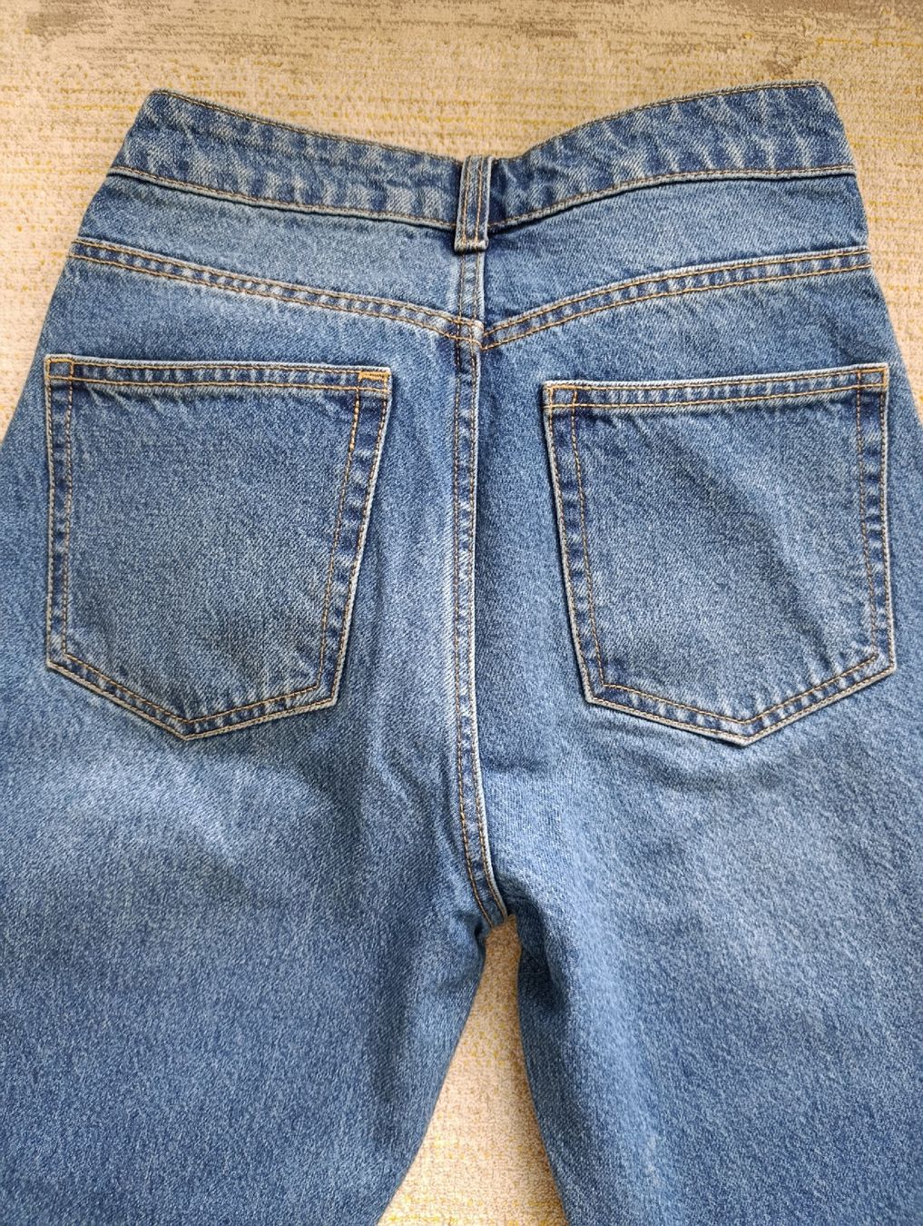 H&M Jeans: JEAN H&M COUPE DROITE 36 – Nuovo (secondo la descrizione) da Sierre venduto da shirley04 3
