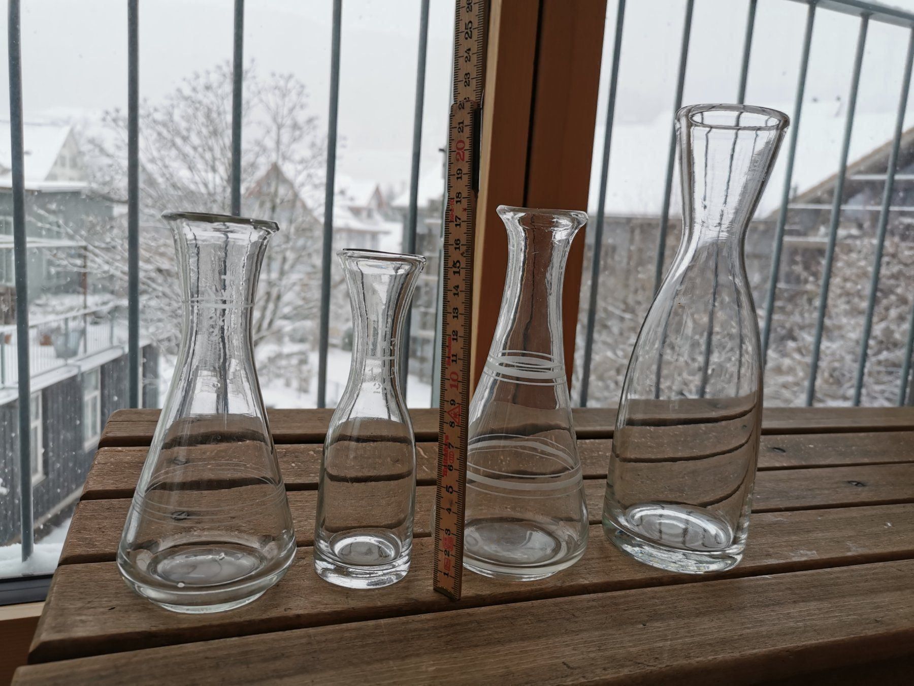 Caraffe: Antike Glaskaraffe Wasserkrug verziert 2dl – Usato da Berneck venduto da Hansi_Muenz 2