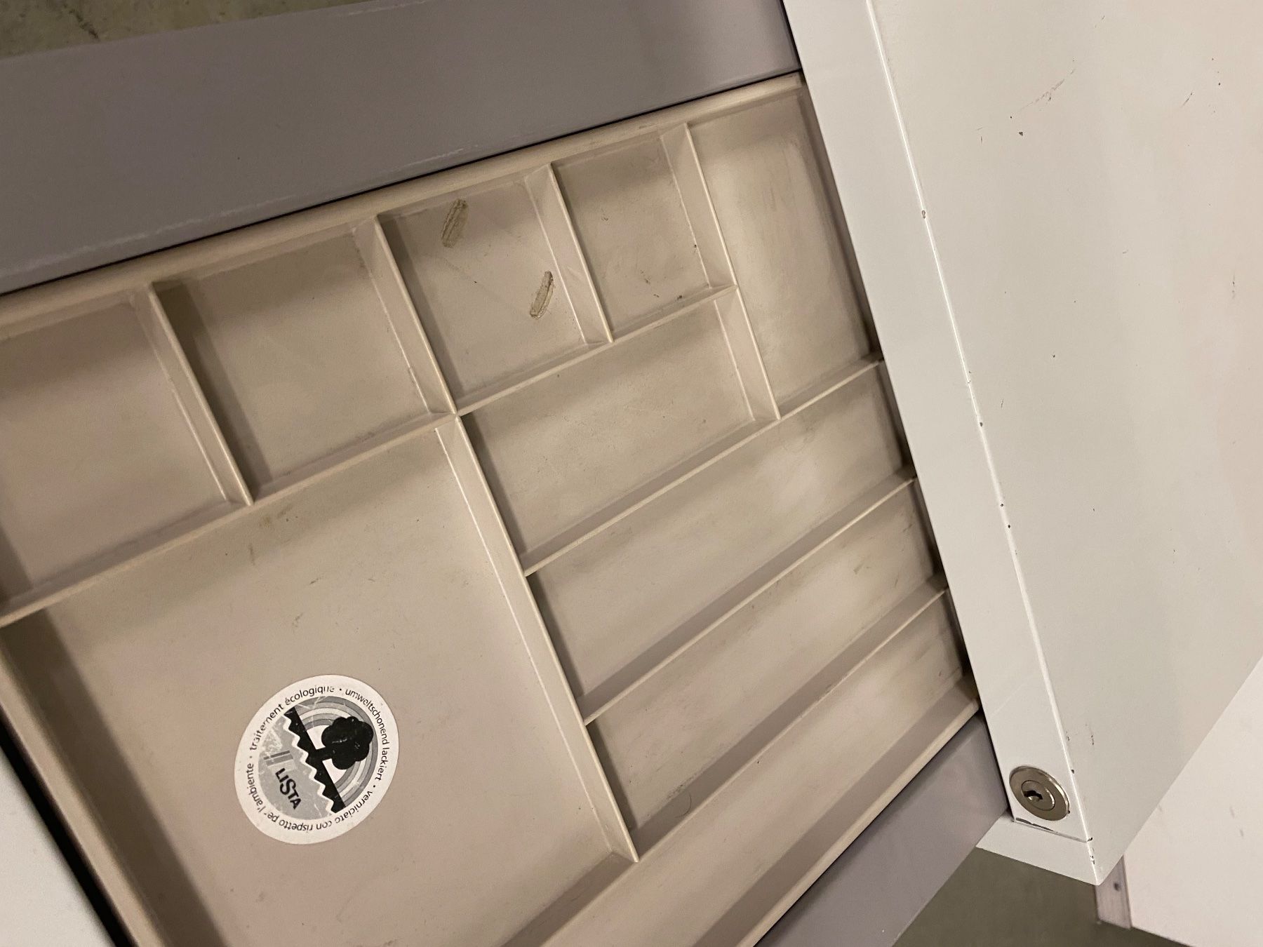 Lista Schränke: Korpus von Lista – Gebraucht aus Hägglingen von Karin0802 6