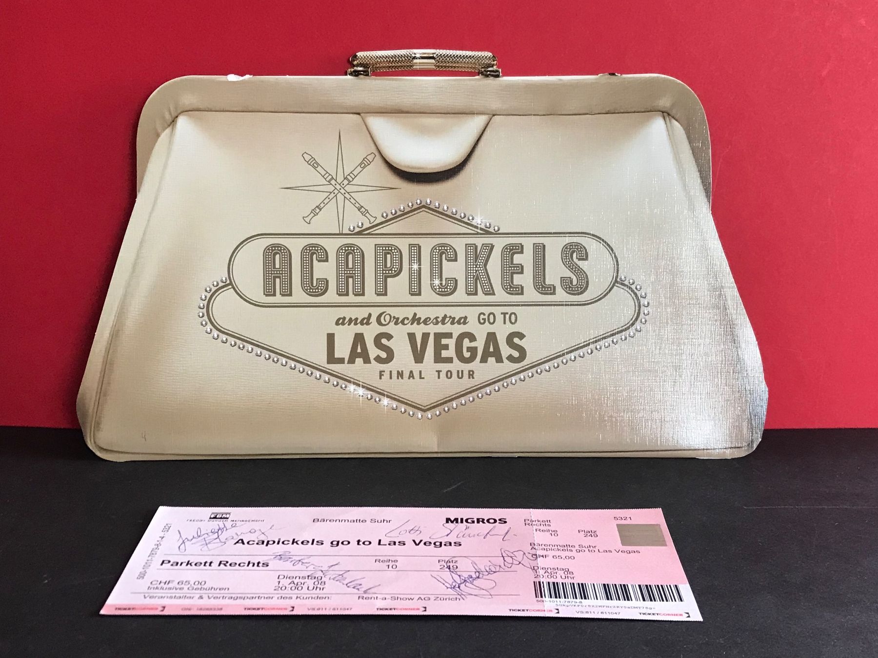 Autografi: ACAPICKLES go to Las Vegas Programmheft Ticket Autogramm – Usato da Däniken SO venduto da allerlei54