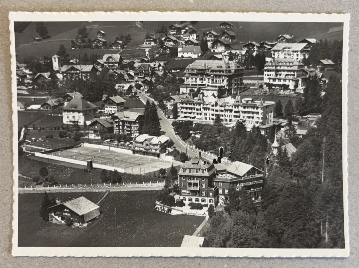 Ansichtskarten: Flugaufnahme Adelboden  – Gebraucht aus Luzern von Balbel
