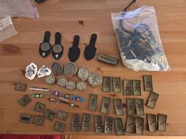 Militär Abzeichen diverse