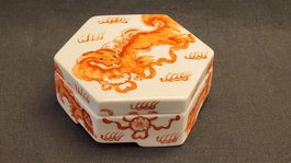 Handbemalte Dose mit Drachen