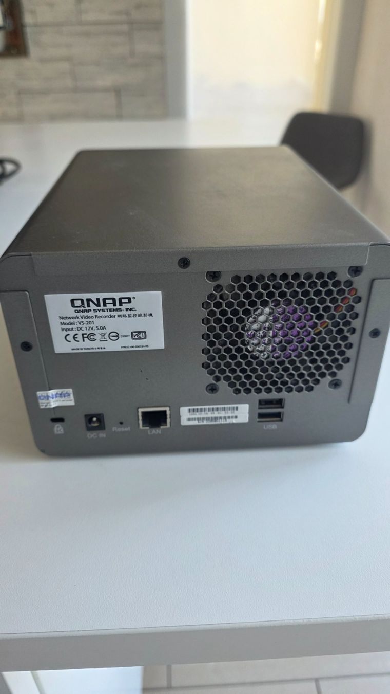 Qnap Server: QNAP Video Recorder - VioStor 201 – Usato da Cheyres venduto da chechelo 1