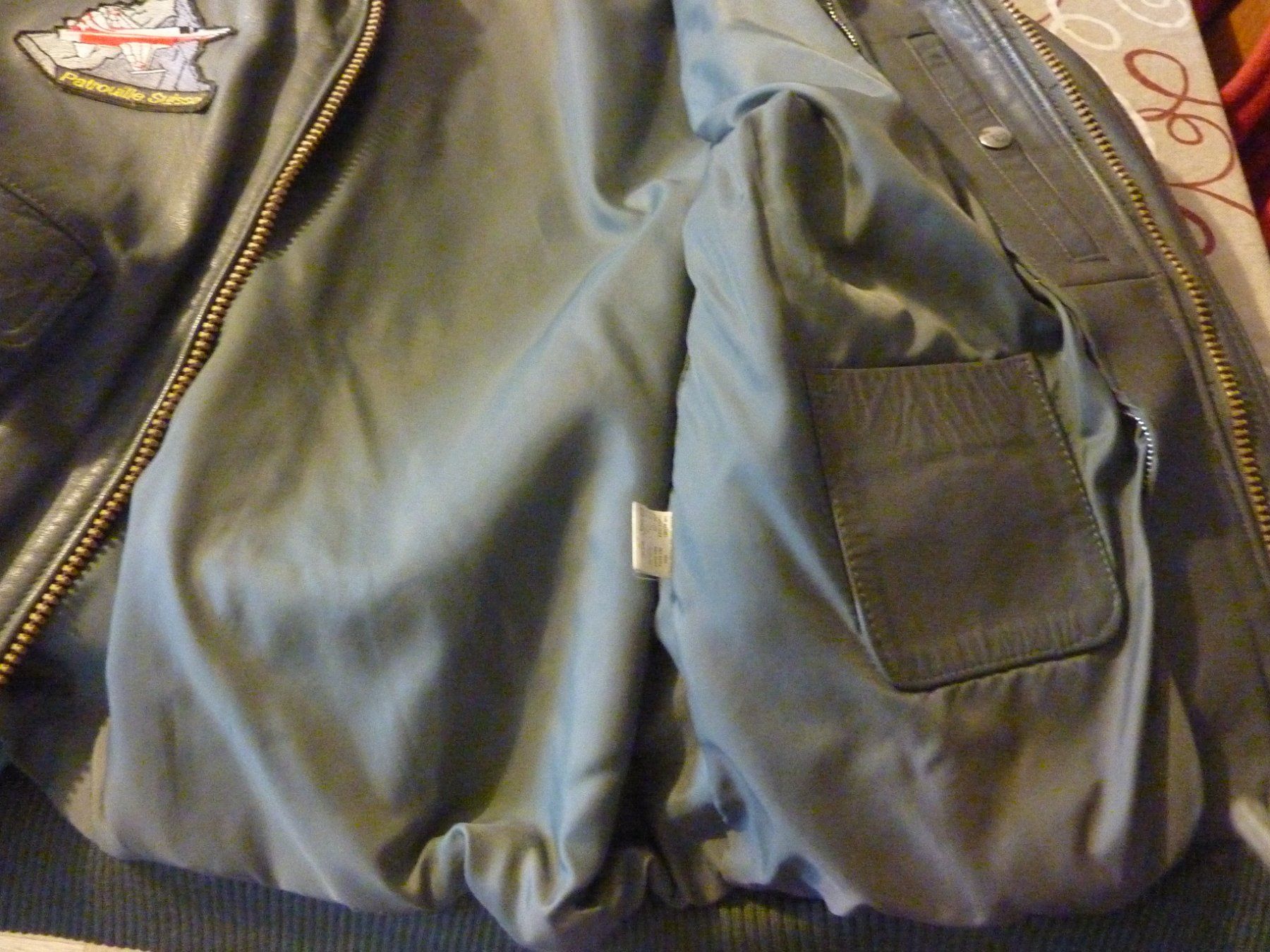 Hunter Giacche: Leder Pilotenjacke  Gr.M ( Hunter/Tiger) – Usato da Zürich venduto da Cynthiana 3