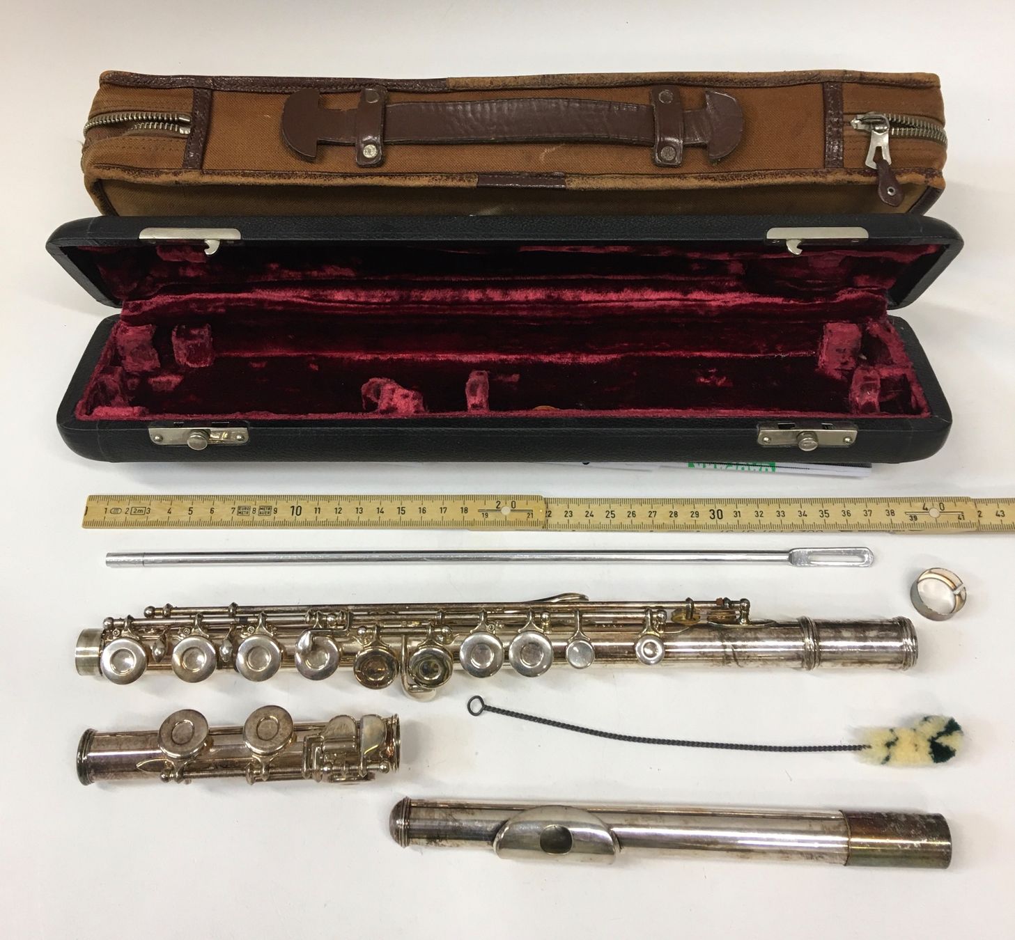 Musikinstrumente: Querflöte Silber mit Koffer guter Zustand – Gebraucht aus Olten von ELHANDEL 9