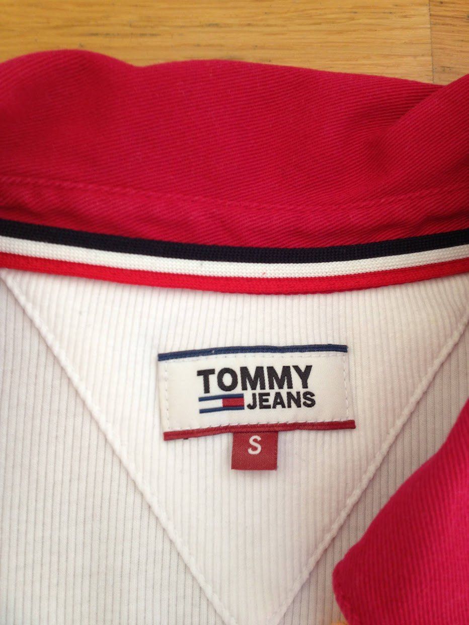 Tommy Hilfiger Magliette Polo: Poloshirt Tommy Jeans – Usato da Dübendorf venduto da Fip05 2