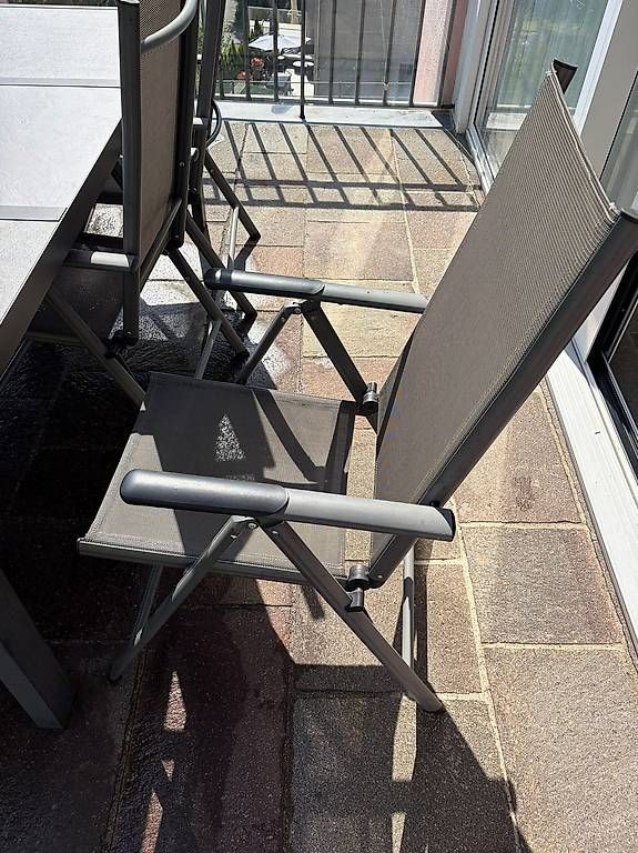 Set di tavolo e panche: Gartentisch mit 6 Stühlen – Usato da Triesen venduto da zar_6tss 1