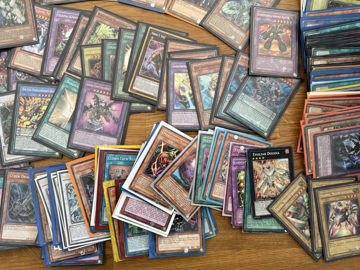 Yugioh Carte collezionabili: Riesige Yu-Gi-Oh Sammlung – Usato da Amriswil venduto da sim_nlb6 8