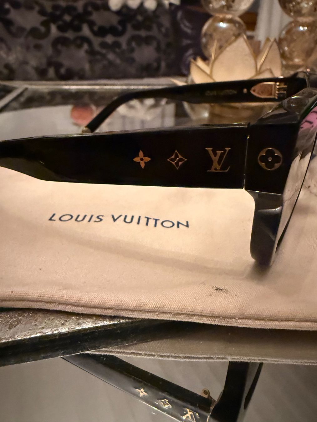 Louis Vuitton Brillen & Gläser: Louis Vuitton Sonnenbrille – Gebraucht aus Lutzenberg von Schatzkiste88 1