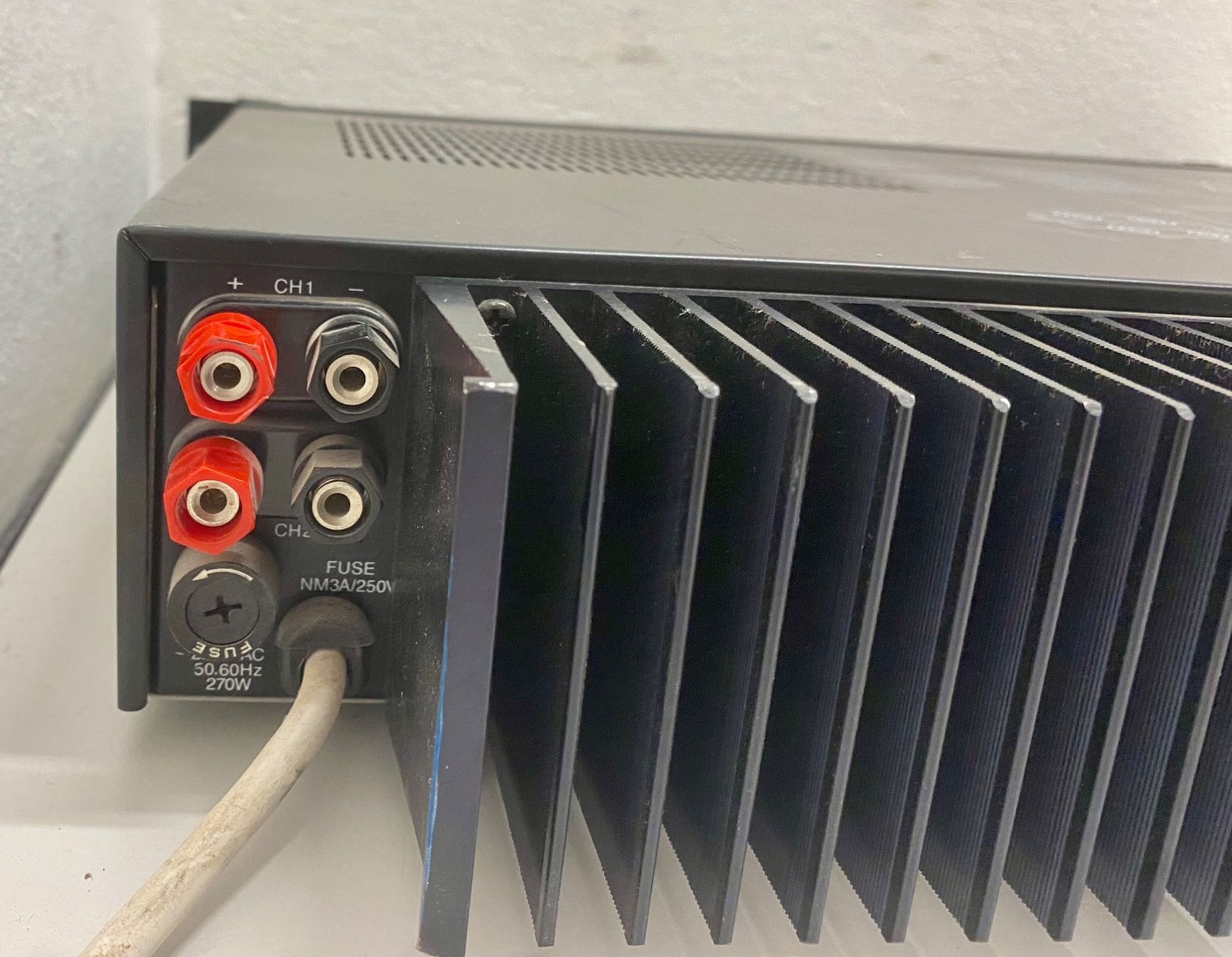 Amplificatori: inkel MA-320 Power Amplifier – Usato da Niederdorf venduto da LeptonAG 3