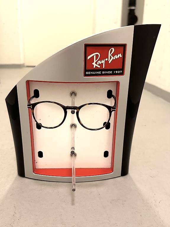 Brillen & Gläser: RAY-BAN BRILLENAUSSTELLER – Gebraucht aus Basel von Mike744