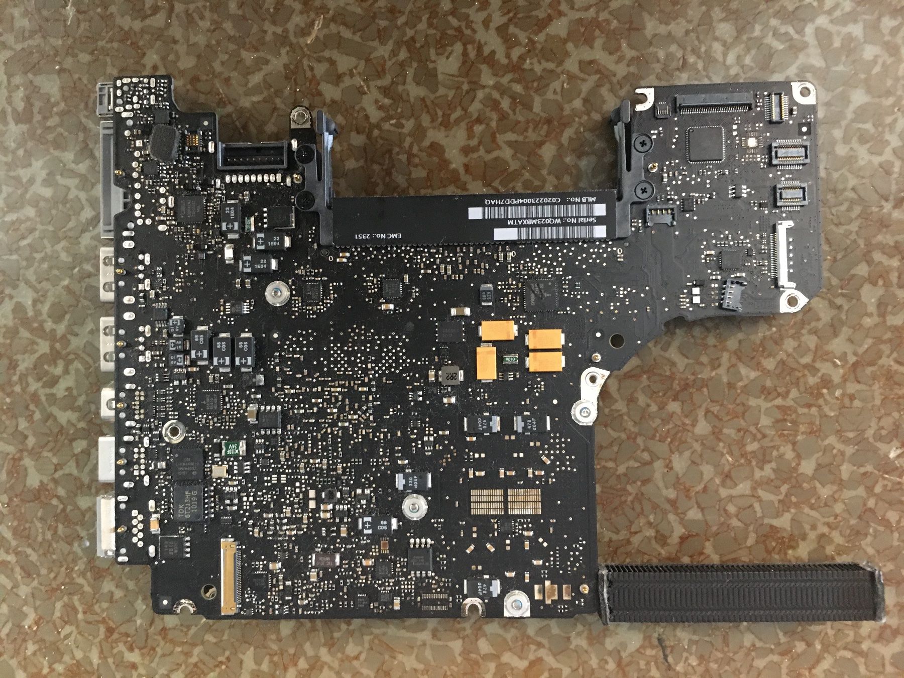 Schede madri: MacBook Pro 2010 Motherboard – Usato da Flawil venduto da rcnkr