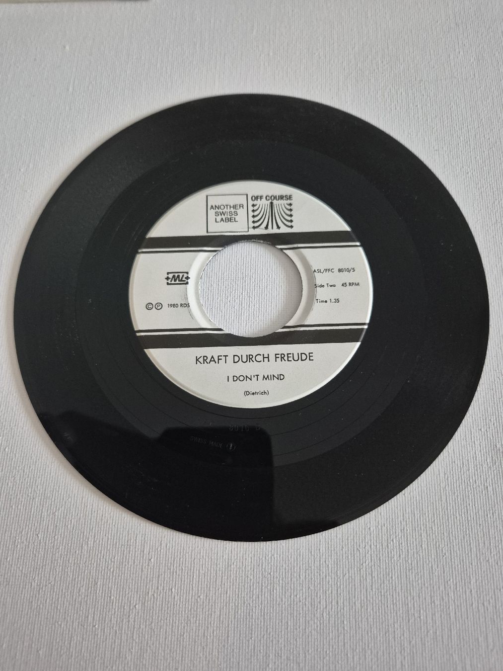 Vinyles: KRAFT DURCH FREUDE I  - Single 7 , CH – D'occasion à Uster par newwave0 3