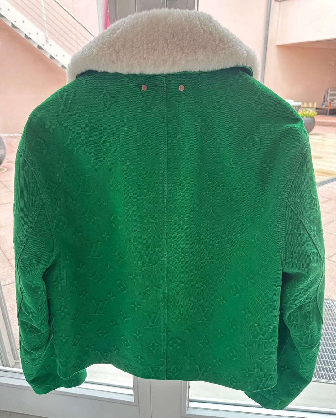 Louis Vuitton Giacche: Louis Vuitton Monogram Workwear Denim Jacket Green – Nuovo (secondo la descrizione) da Horw venduto da tuoniluo 1
