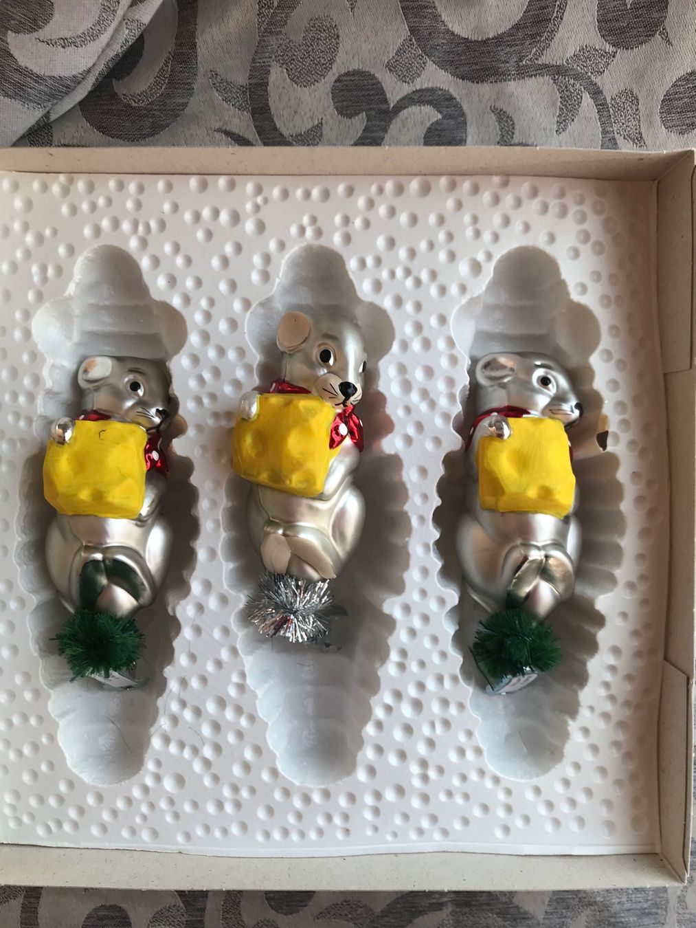 Alle Dekorationen: 3 Mäuse Maus mit Käse Mäuschen Christbaumschmuck – Neu und originalverpackt aus Alpnach Dorf von marvo 1