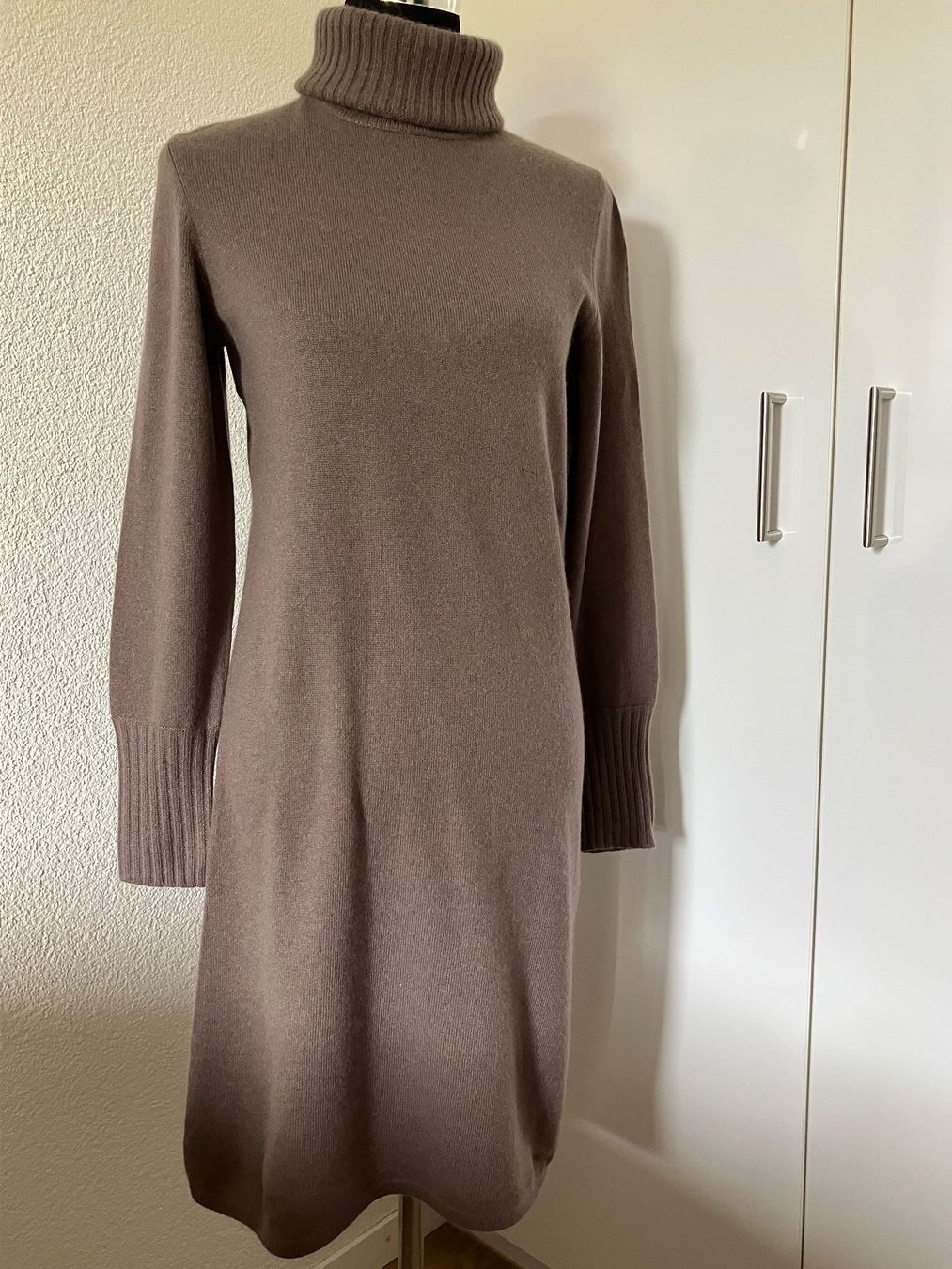 Vestiti: Kaschmir-Strickkleid Gr. 36/38 Farbe schlamm-olivfarben – Usato da Unterägeri venduto da Jacky91 1