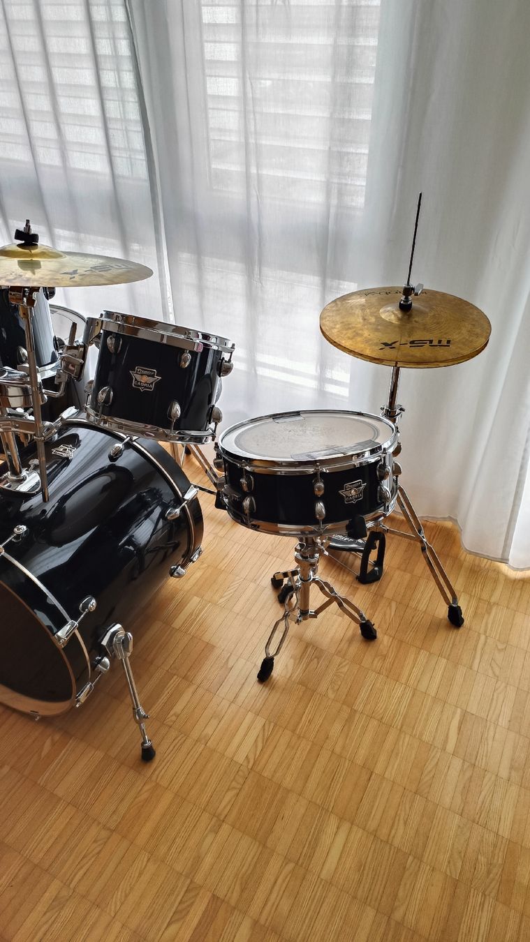 Musikinstrumente: Top Drumset – Gebraucht aus Sempach von Ini3 1