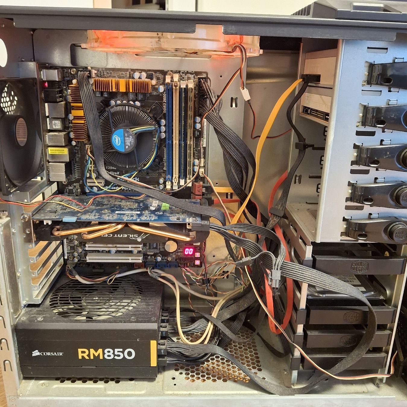 Corsair PC: Gamer PC – Usato da Arth venduto da MythenShop