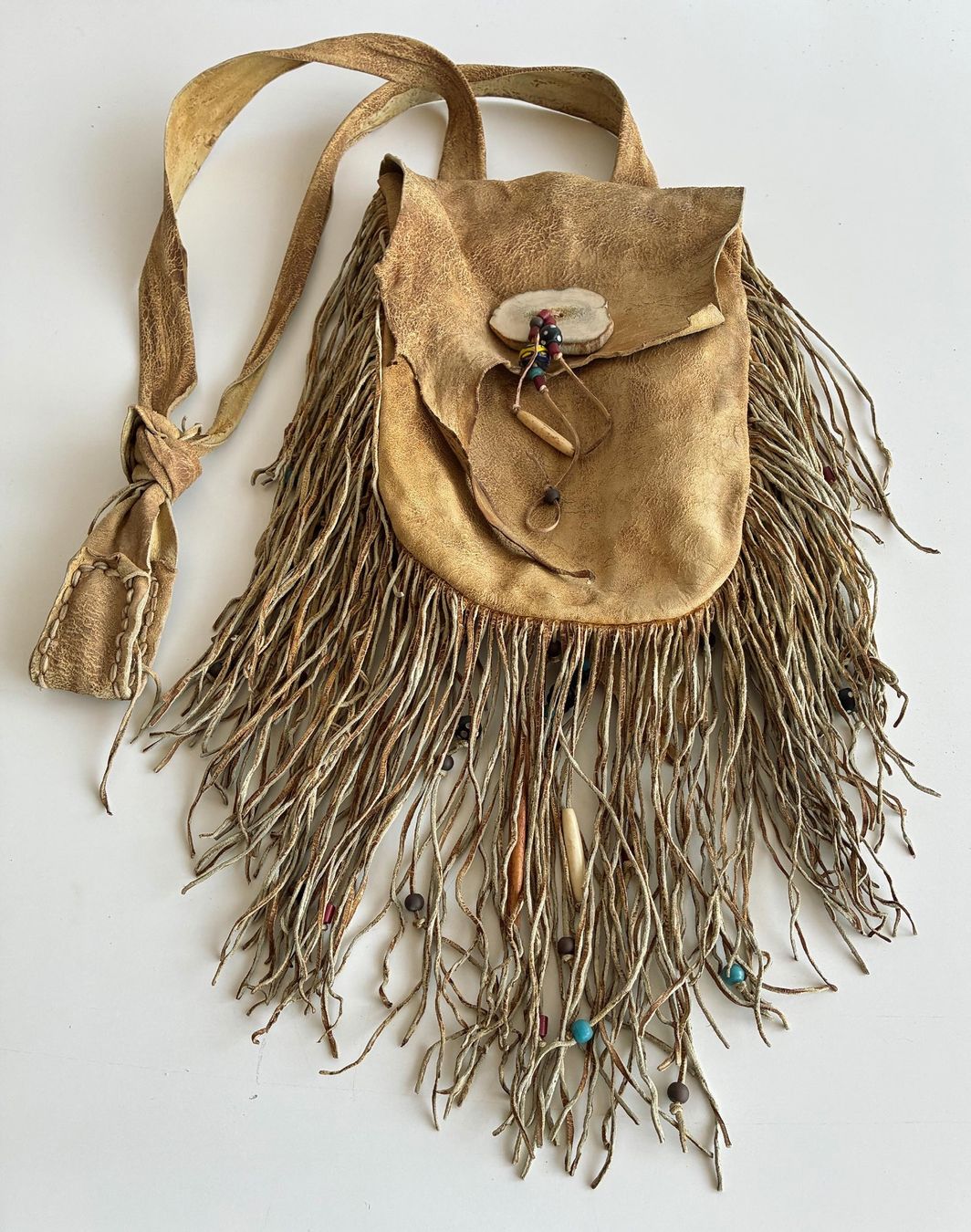 Taschen für Damen: CROW Indianer Tasche – Gebraucht aus Bäretswil von robsonantik