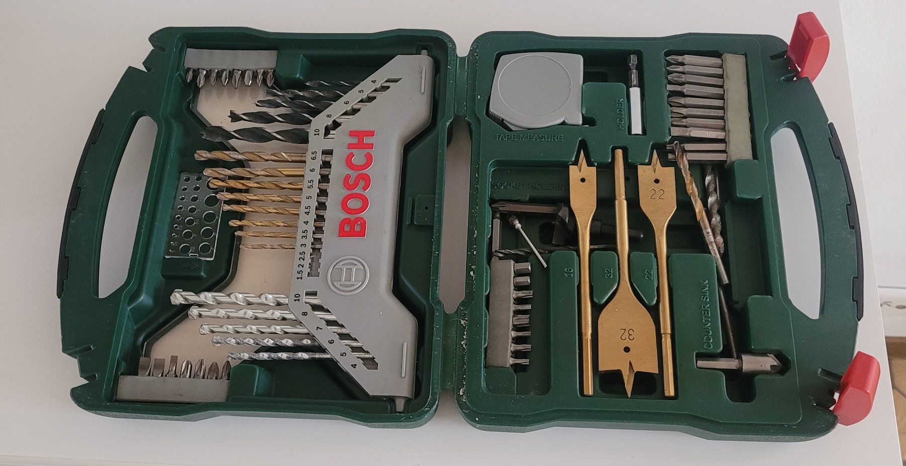 Bosch Alle Werkzeuge: BOSCH X70Ti Bohrer- und Schrauberbit-Set 70-teilig – Gebraucht aus Safnern von spykie2 2