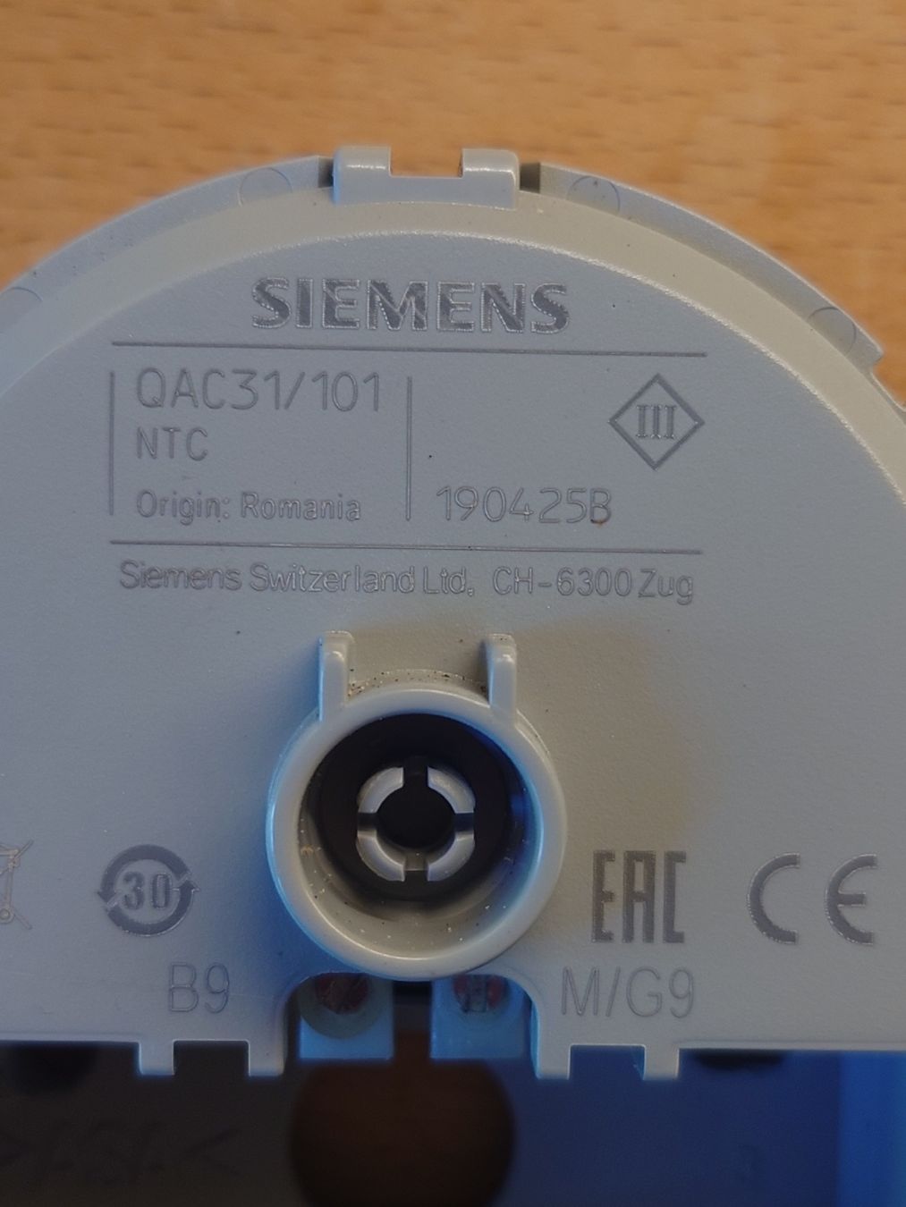 Siemens Componenti elettronici: Siemens QAC31/101 NTC Aussentemperatur Sensor – Usato da Winterthur venduto da Tenderizer3000 3