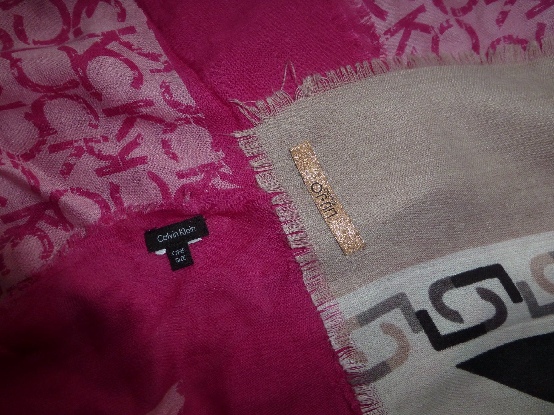 Calvin Klein Foulard & Sciarpe: Foulard von Calvin Klein & Liu Jo – Usato da Würenlingen venduto da drago56 4