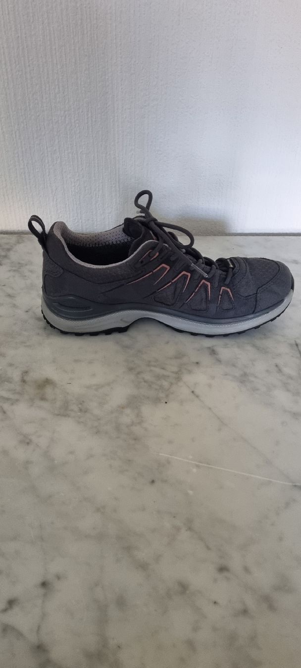 Lowa Damenschuhe: Lowa Trekkingschuh Damen – Gebraucht aus Thun von liviaa6 3