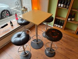 Bartisch-Set: 3 Tische + 7 Barhocker