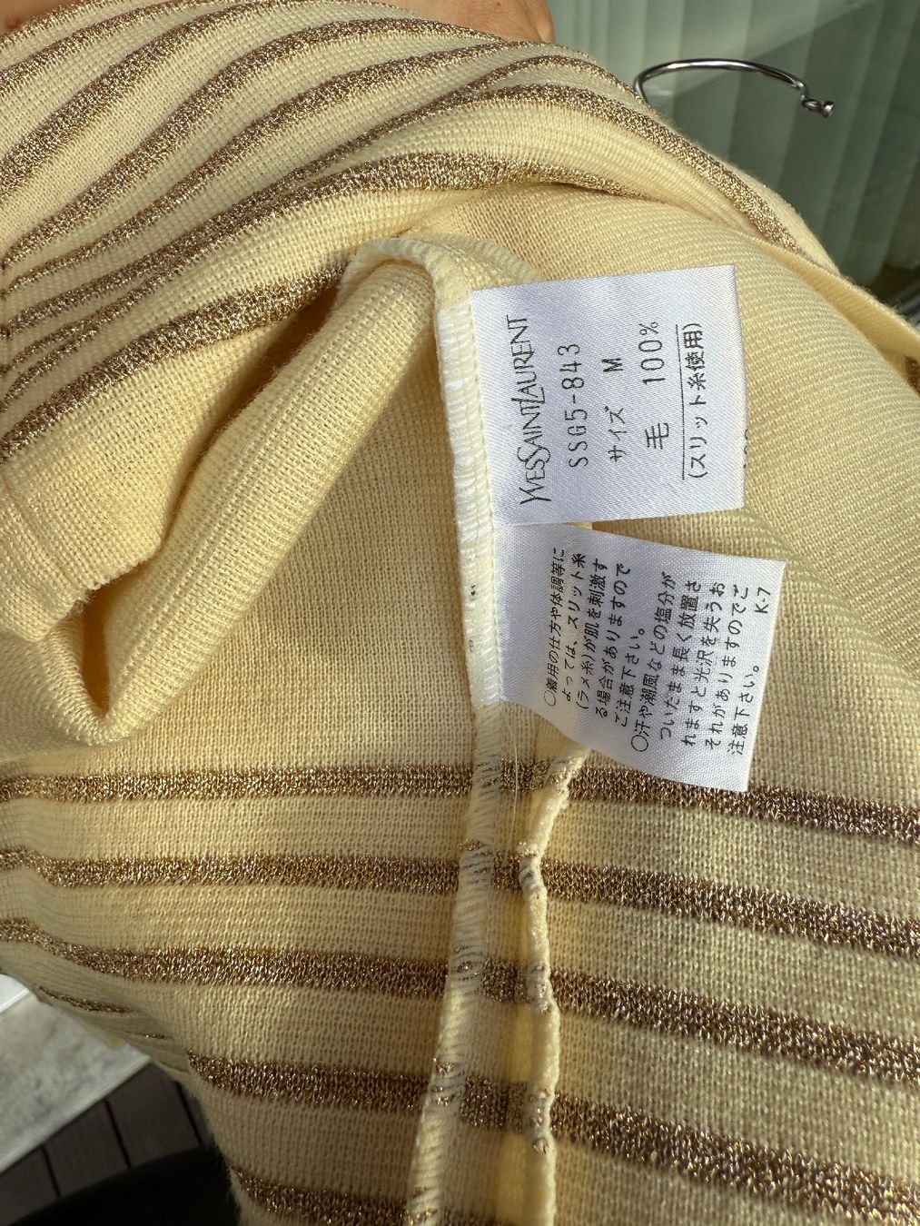 Saint Laurent Camicette: Saint Laurent Pullover Bluse M-38  100% Wolle Vintage – Usato da Winterthur venduto da tim_cl8x 6