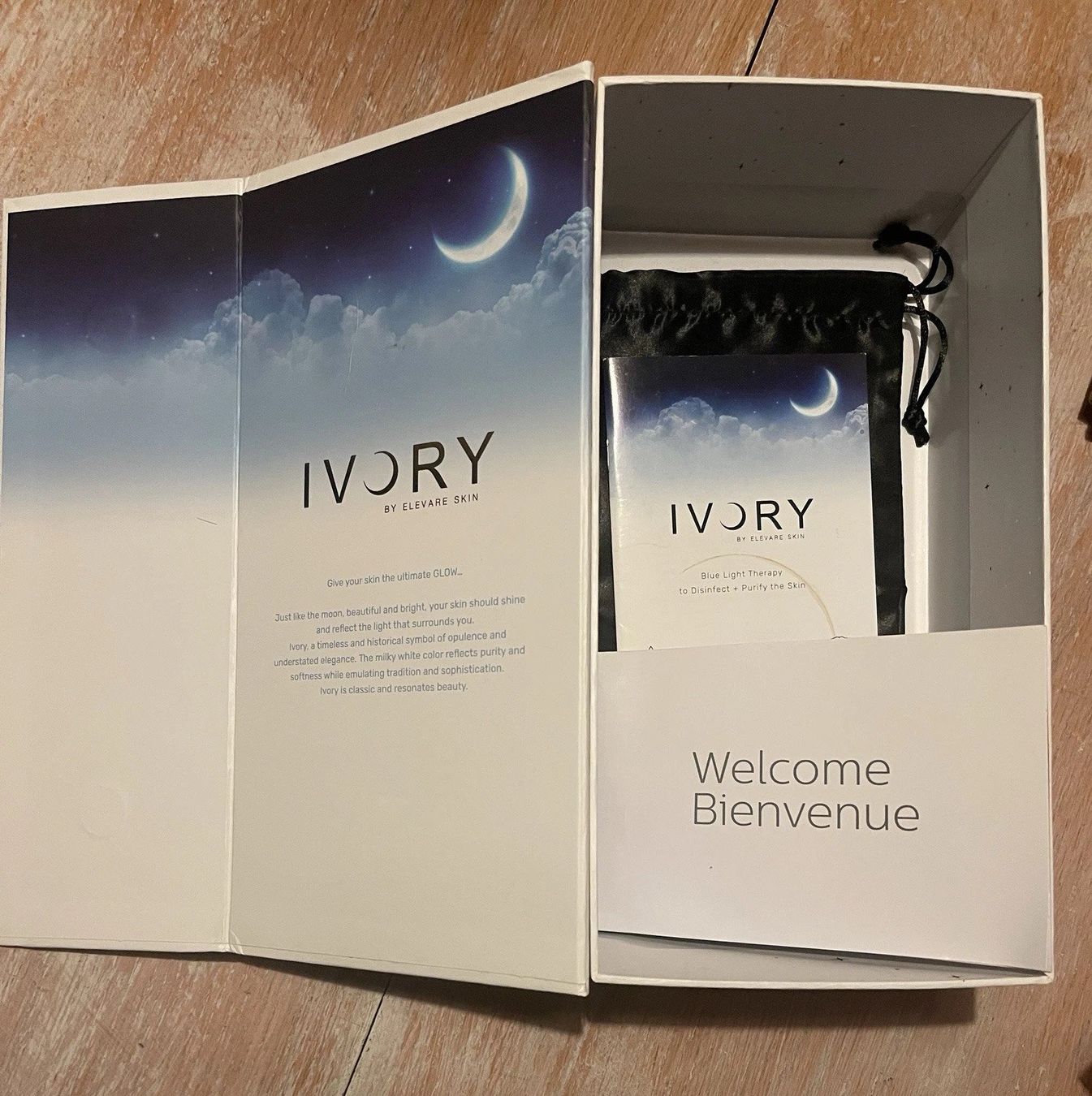 Attrezzature mediche: Ivory by Elevare Skin / Premium LED-Therapiegerät – Usato da Glattbrugg venduto da Me1996 3