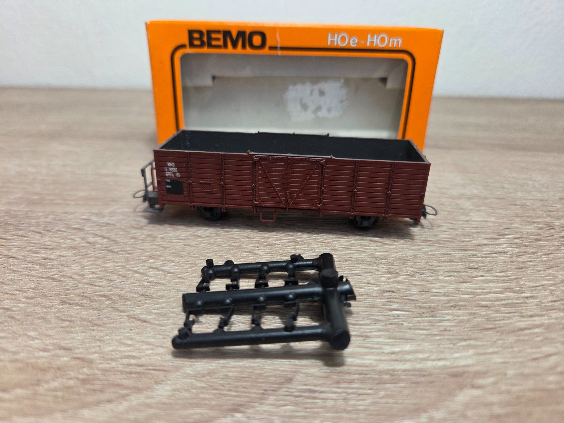 Bemo Trains électriques: Bemo 2251 Güterwagen RhB H0m (1) – D'occasion à St-Aubin-Sauges par Lo_Go 5