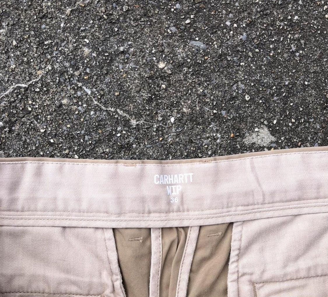 Carhartt Pantaloni: Carhartt Shorts – Usato da Fribourg venduto da ann_l9b7 2