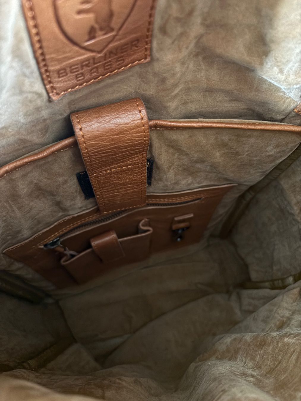 Zaini: Berliner Bags Lederrucksack – Usato da Andelfingen venduto da azolli72 2