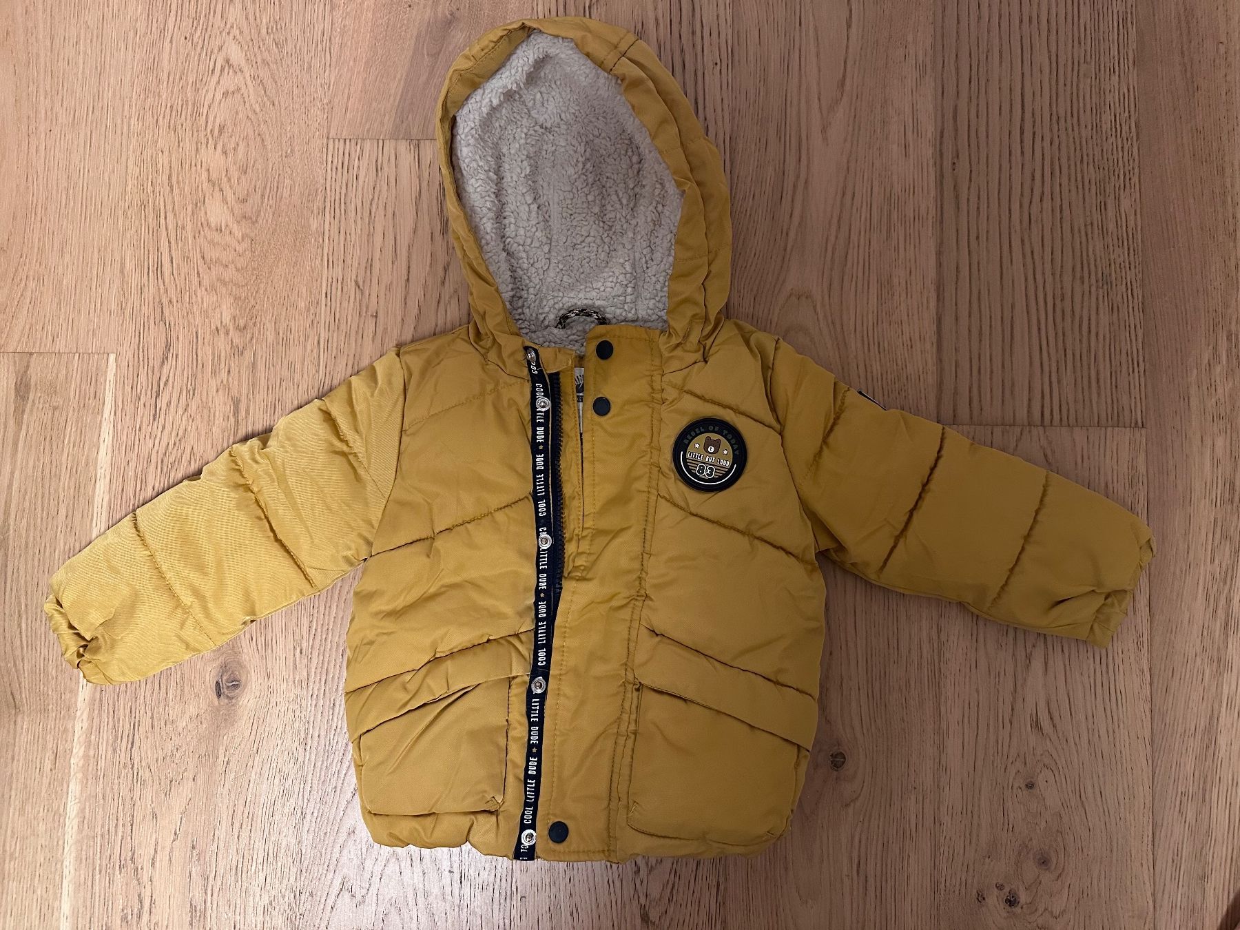 C&A Vestes & Manteaux: Kinder Winterjacke C&A Grösse 86 – D'occasion à Zürich par kat_2xvk