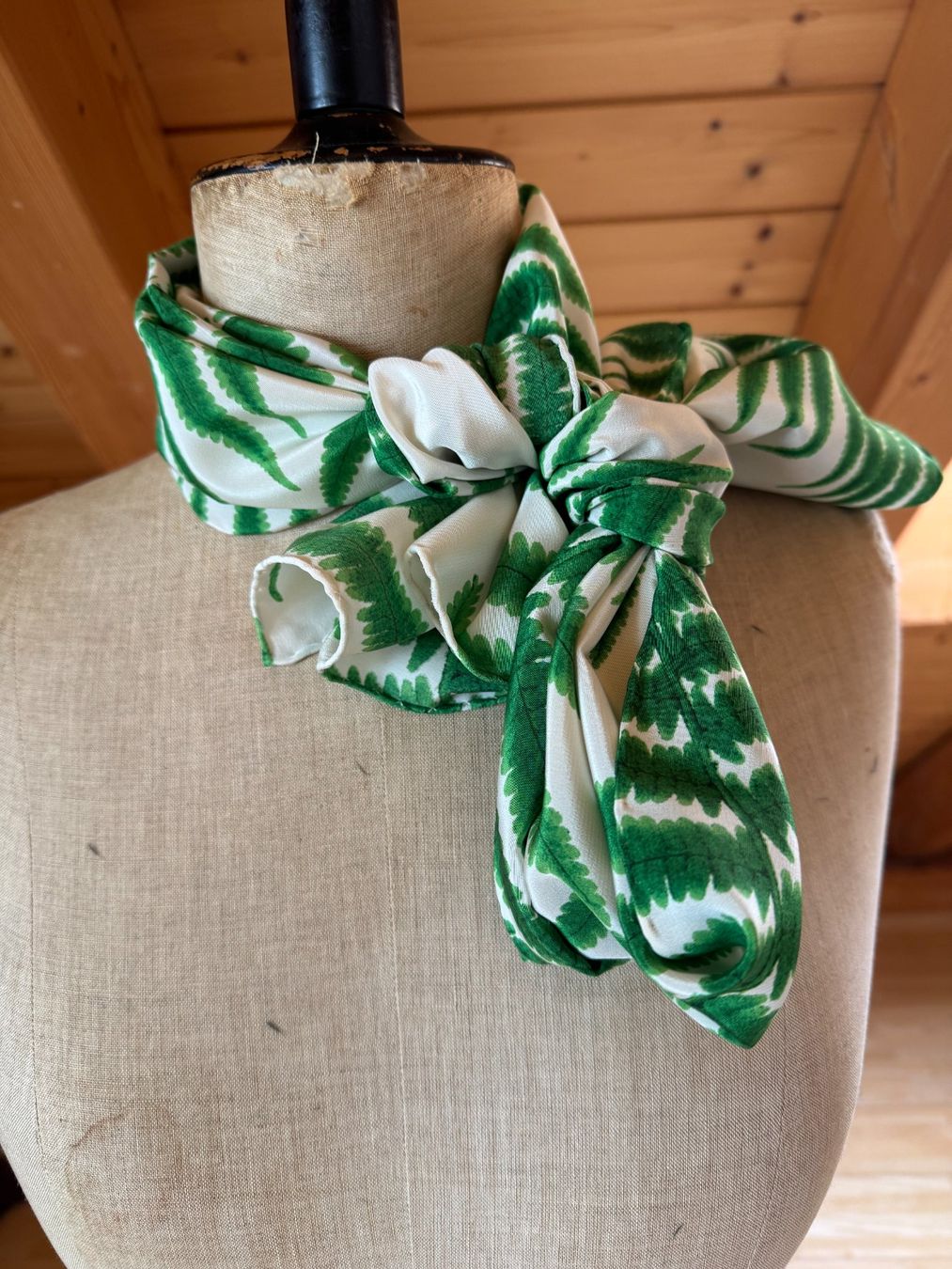 Foulard & Sciarpe: Seidenfoulard handrouliert – Nuovo (secondo la descrizione) da Stäfa venduto da Mofi8712 3