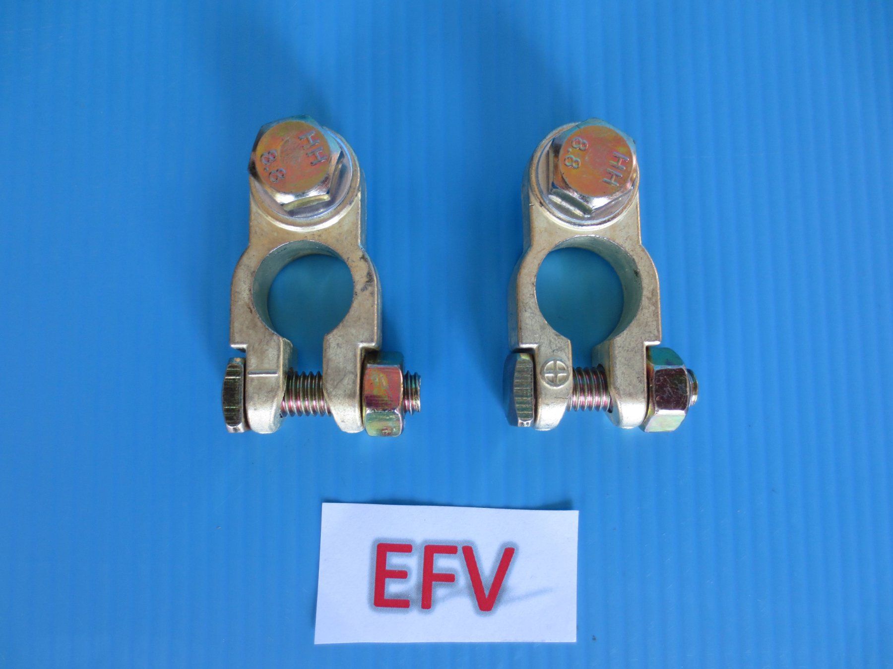 Caricatori & Batterie: Pol- Batterie Klemmen SET + und - 12VDC oder 24VDC usw. – Nuovo (secondo la descrizione) da Sulz LU venduto da Elektrofachverkauf 1