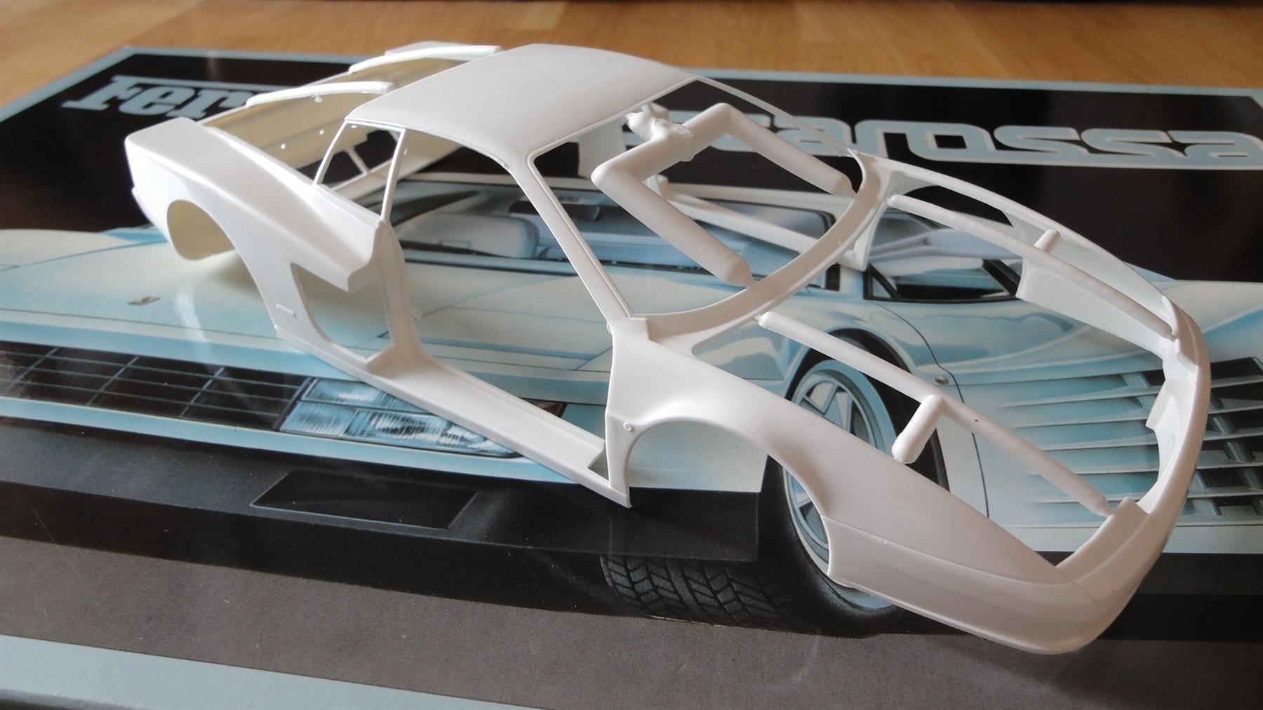Kit di modellismo & Modellini statici: FUJIMI FERRARI TESTAROSSA WHITE 1:16 – Nuovo (secondo la descrizione) da Frümsen venduto da Malibu69 7