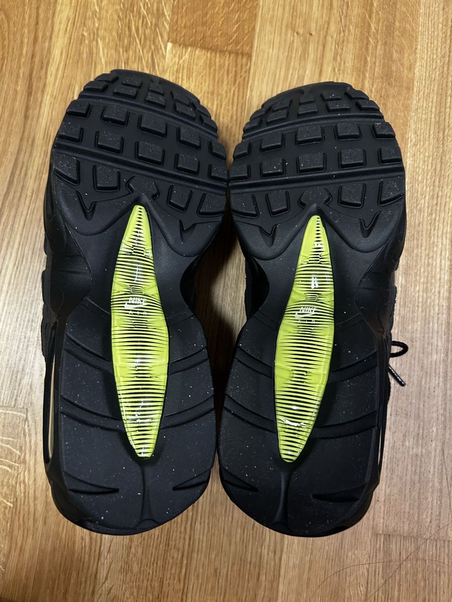 Nike Scarpe da uomo: Neuer Nike Air Max 95 Black Reflective Volt, Grösse 46 – Nuovo (secondo la descrizione) da Riniken venduto da mis_69lc 3