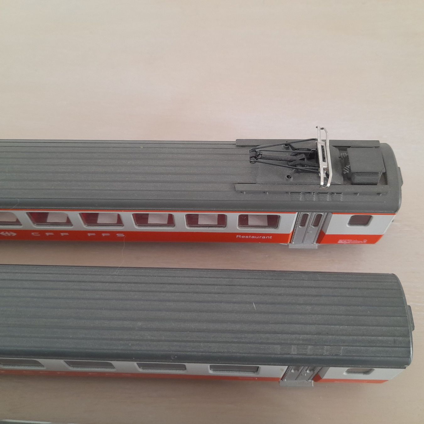 Liliput Modellini di ferrovie: Composition Swiss Express – Usato da Auvernier venduto da gandalf08 3