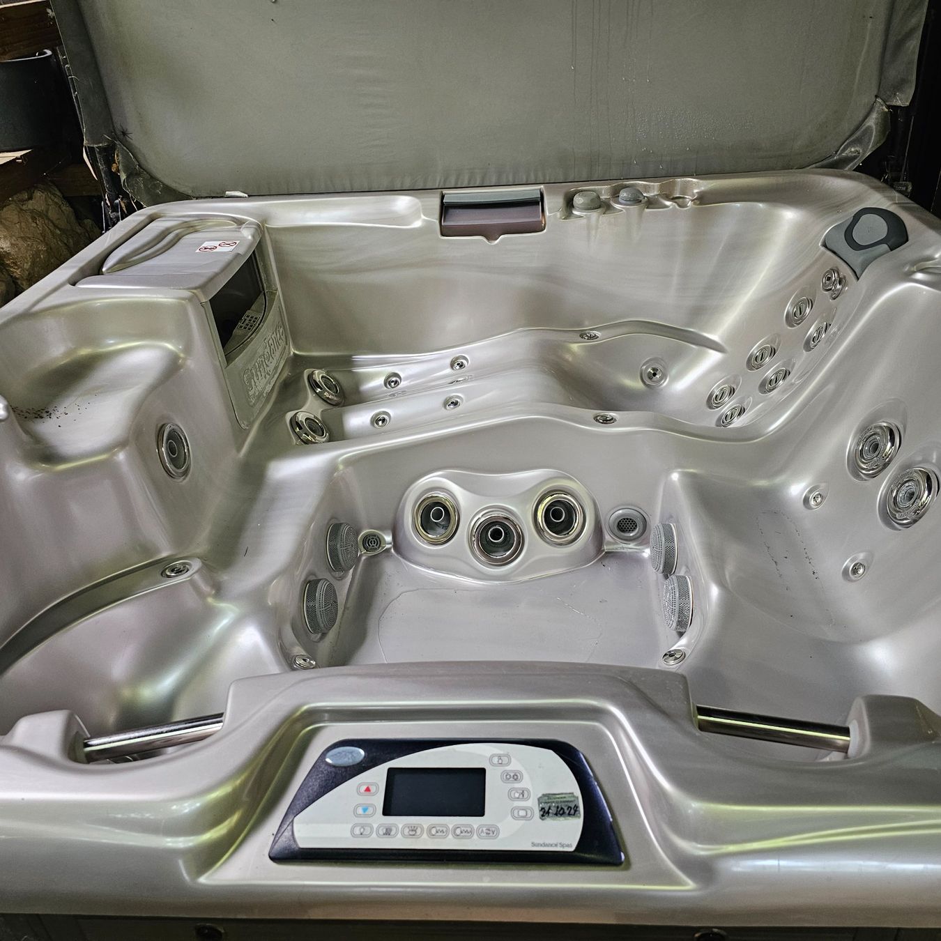 Whirlpool: Spa Sundance Cameo 880 – Usato da Courgenay venduto da fru_d22j 3