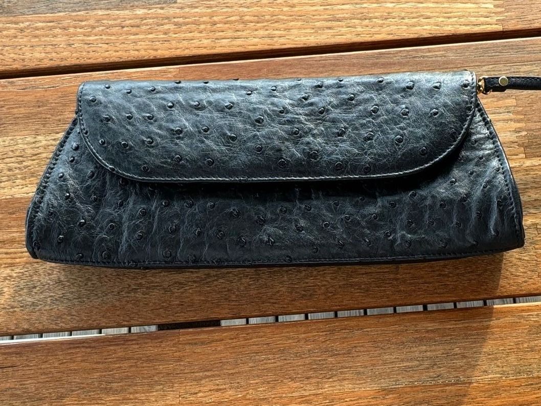 Taschen für Damen: Clutchbag, schwarz aus Straussenleder – Neu (gemäss Beschreibung) aus Bolligen von Newyork63 1