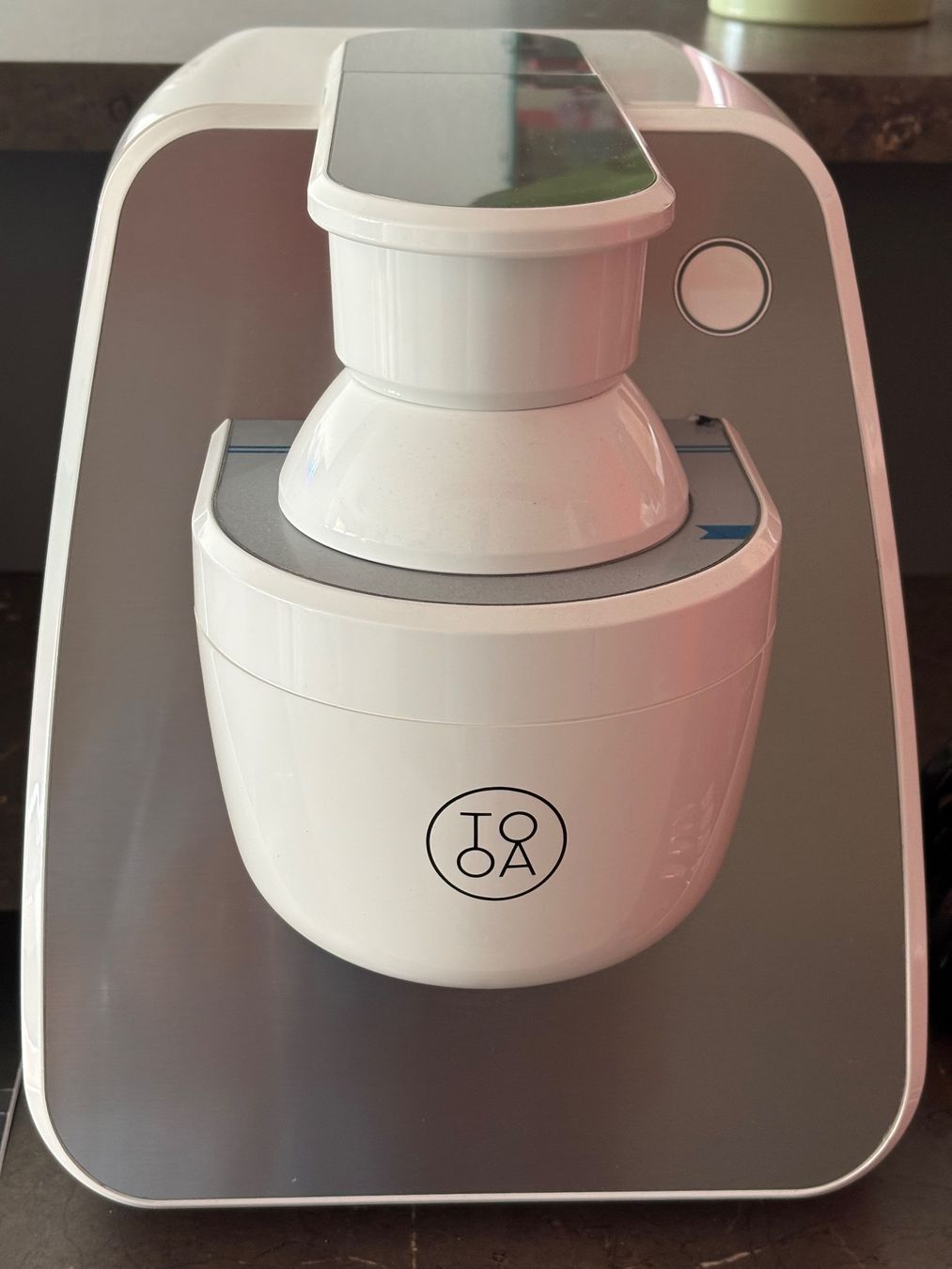 Elettrodomestici da cucina: TOOA machine a glace par portion + 4 gobelets/supports – Nuovo (secondo la descrizione) da Hauterive NE venduto da eriamch 2