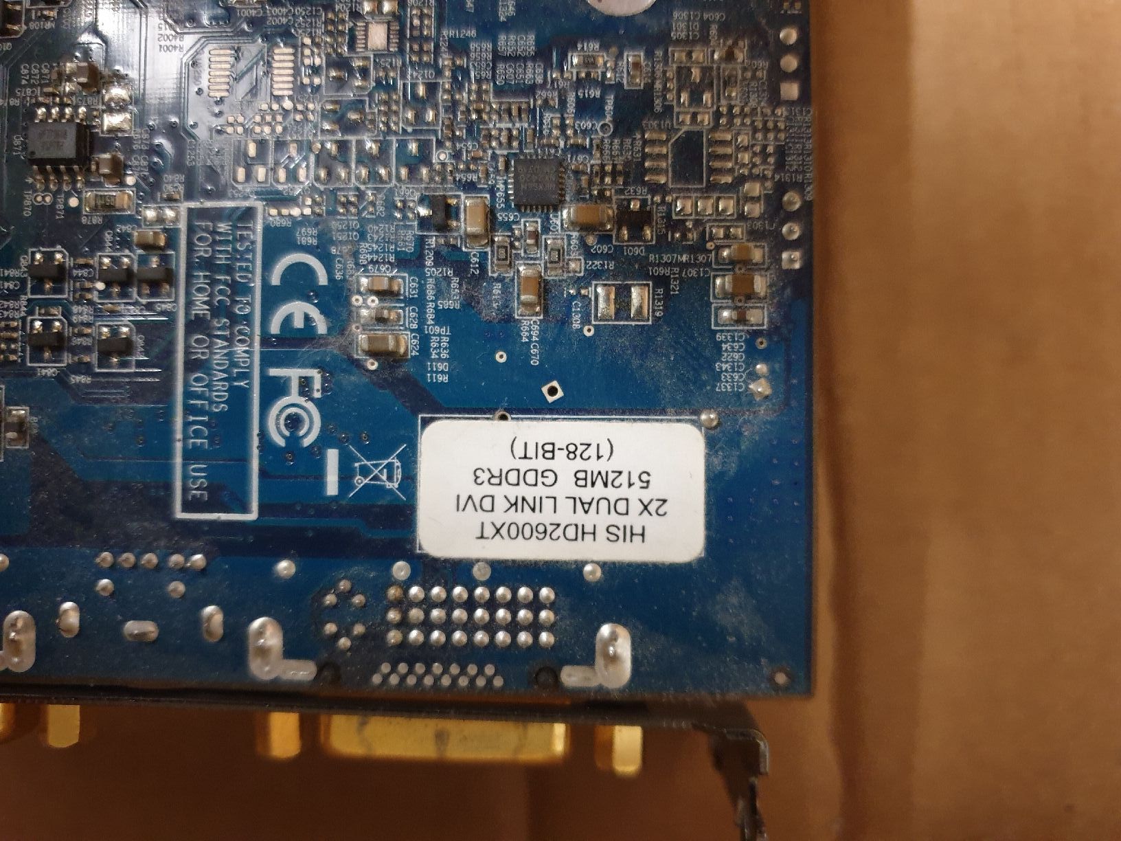 Schede grafiche: HIS HD2600XT 512MB Grafikkarte – Usato da Ittigen venduto da Ziok187 2