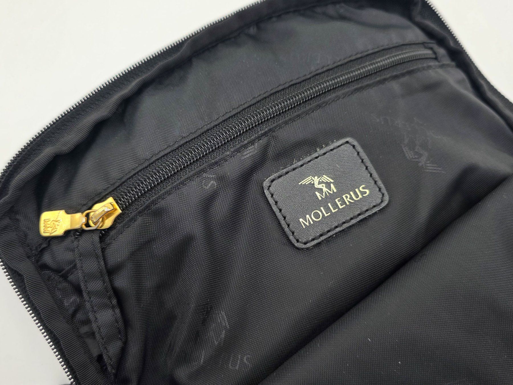 Maison Mollerus Zaini: Maison Mollerus Rucksack - schwarz, Gold - Ref. 06/51 – Usato da Au ZH venduto da BrockiAu 2