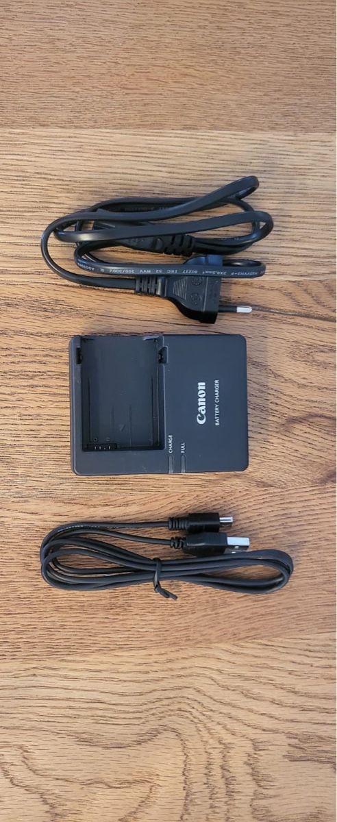 Canon Fotocamera: Canon Kamera EOS 700 D – Nuovo (secondo la descrizione) da Schliern b. Köniz venduto da medion3098 4