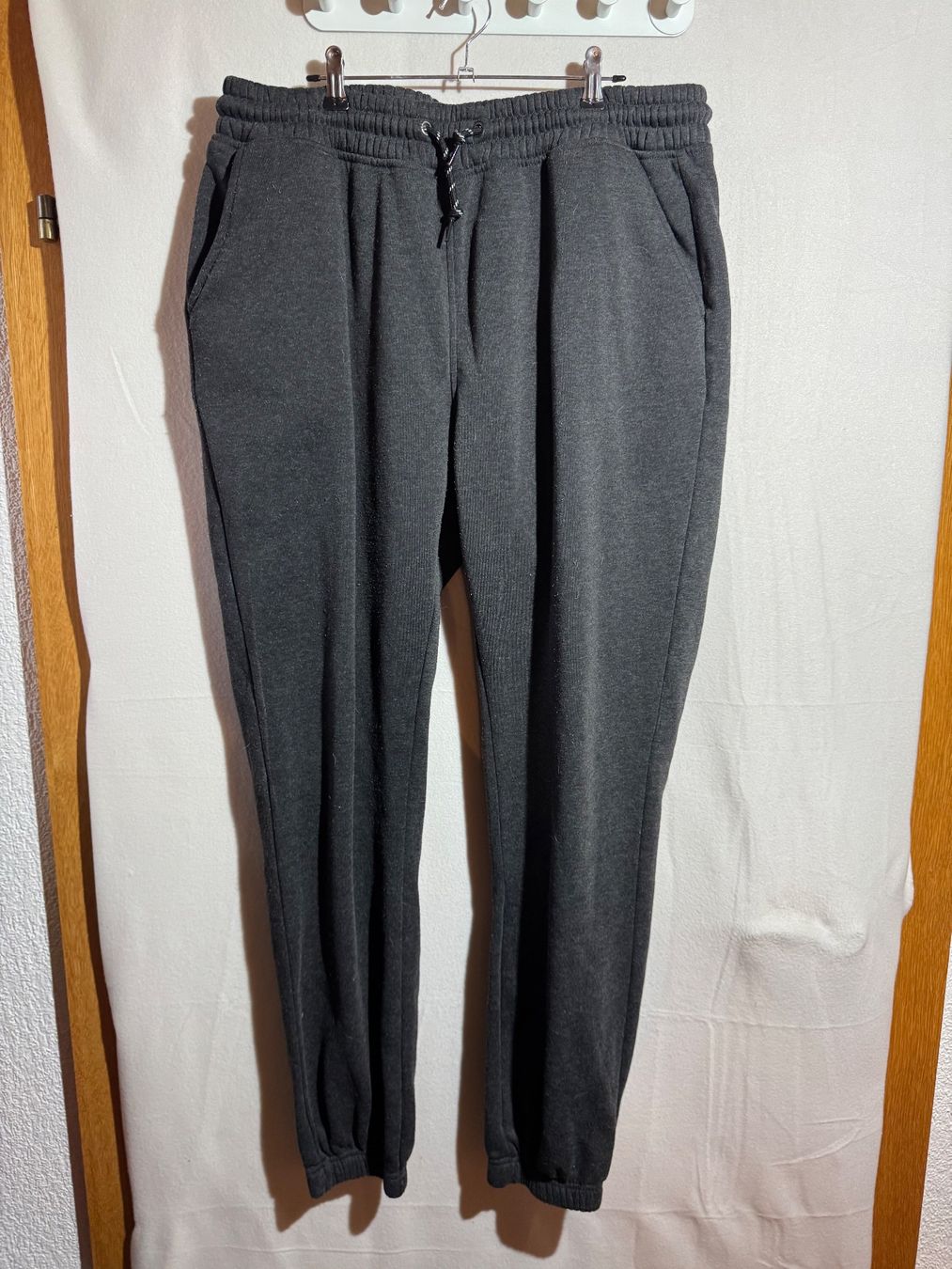 Pantaloni: Trainerhose von Chicoree Gr. XXL – Usato da Grosswangen venduto da SALE_SALE_SALE