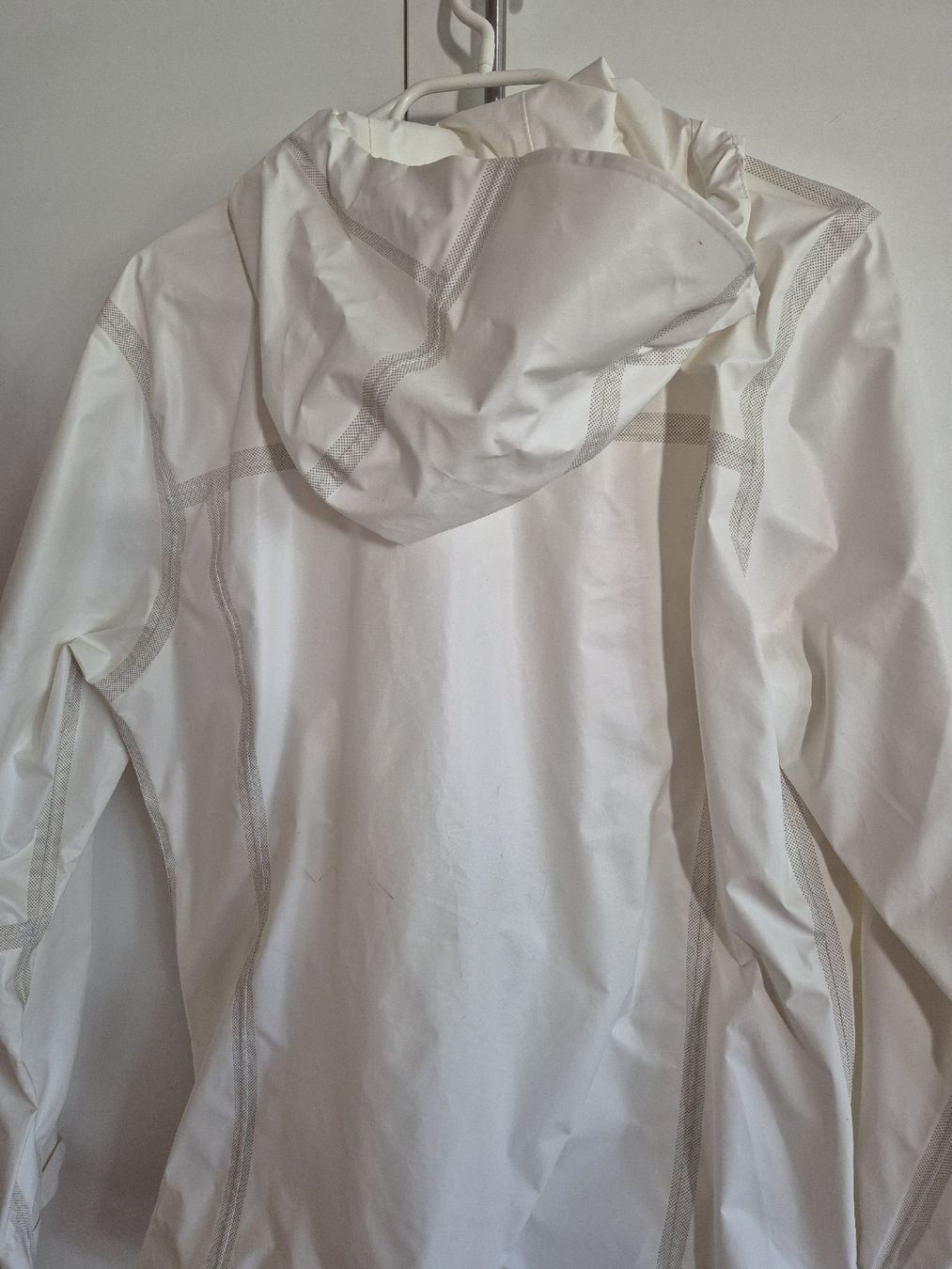 Columbia Giacche: Columbia Titanium Regenjacke, nachhaltig – Usato da Merenschwand venduto da Epc19 1