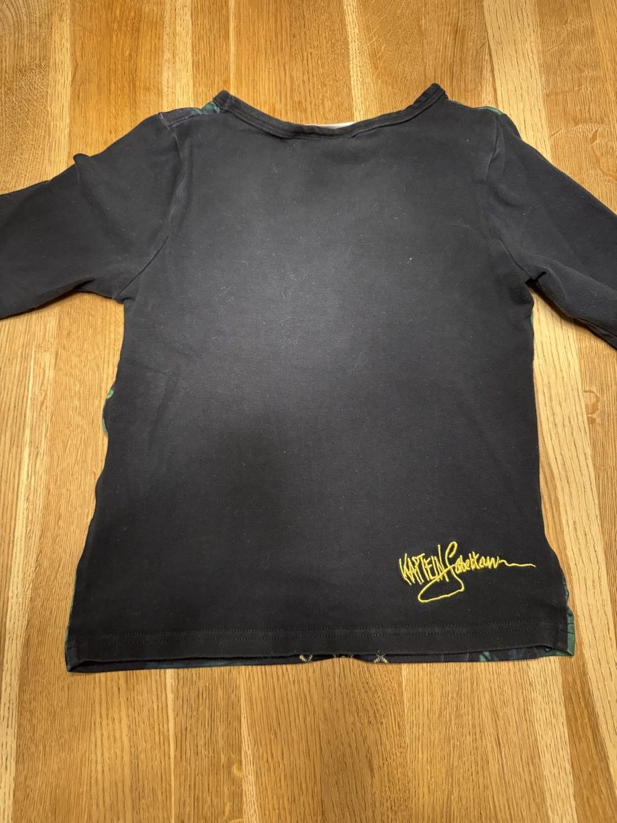 Kleiderpakete & -sets: 2 Cool Pirate Captain Longsleeve Shirts – Gebraucht aus Bülach von dan_7scp 2
