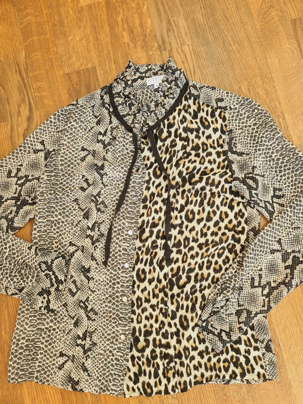 Claudie Pierlot Camicette: CLAUDIE PIERLOT blouse – Usato da Zürich venduto da monadiederich